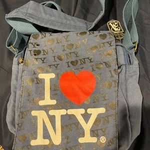 I ❤️ NY crossbody bag. *NEW*